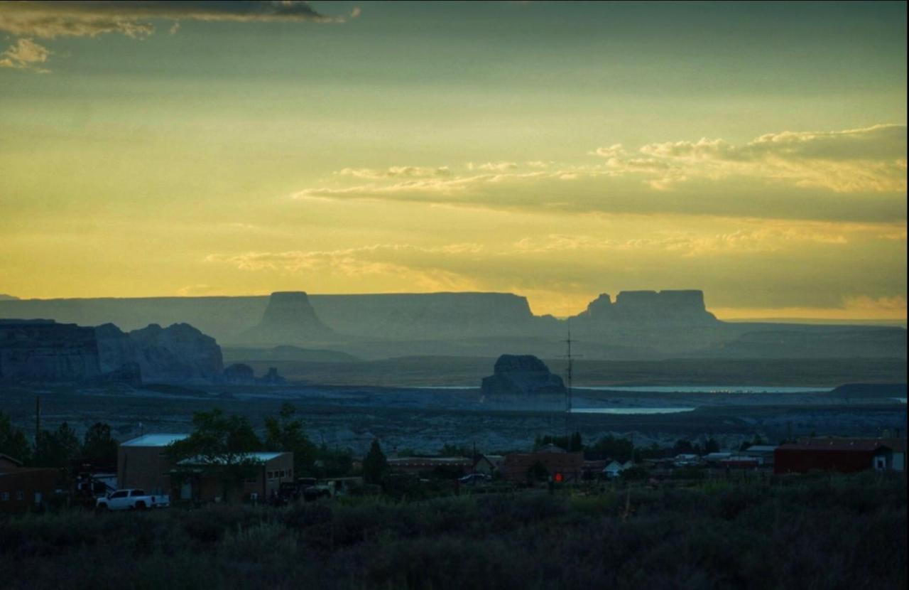 Page Arizona Border Town- Grand Serenity Room With Mesa Views Big Water Zewnętrze zdjęcie