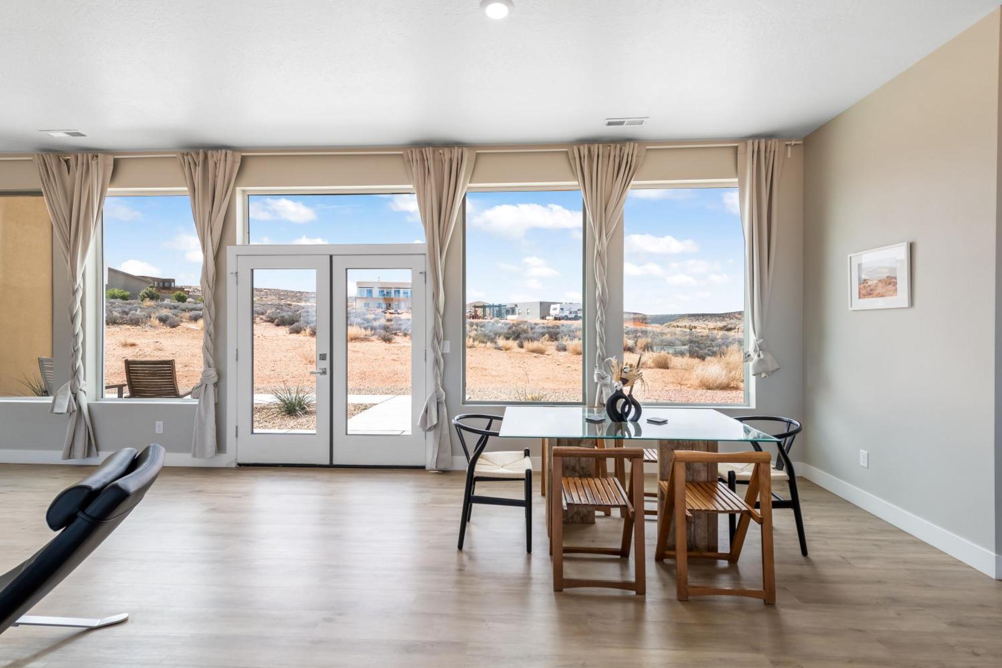 Page Arizona Border Town- Grand Serenity Room With Mesa Views Big Water Zewnętrze zdjęcie